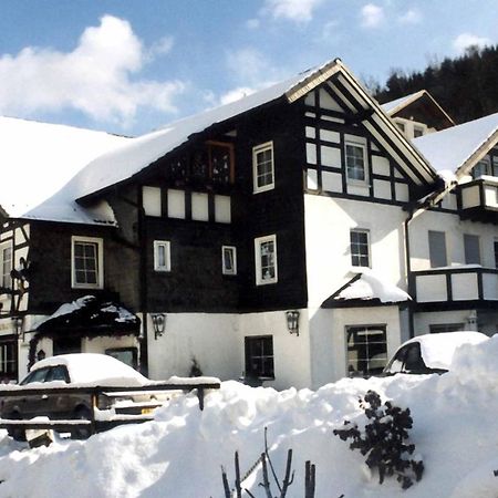 Hotel-Restaurant Zum Dorfkrug Winterberg Exteriör bild