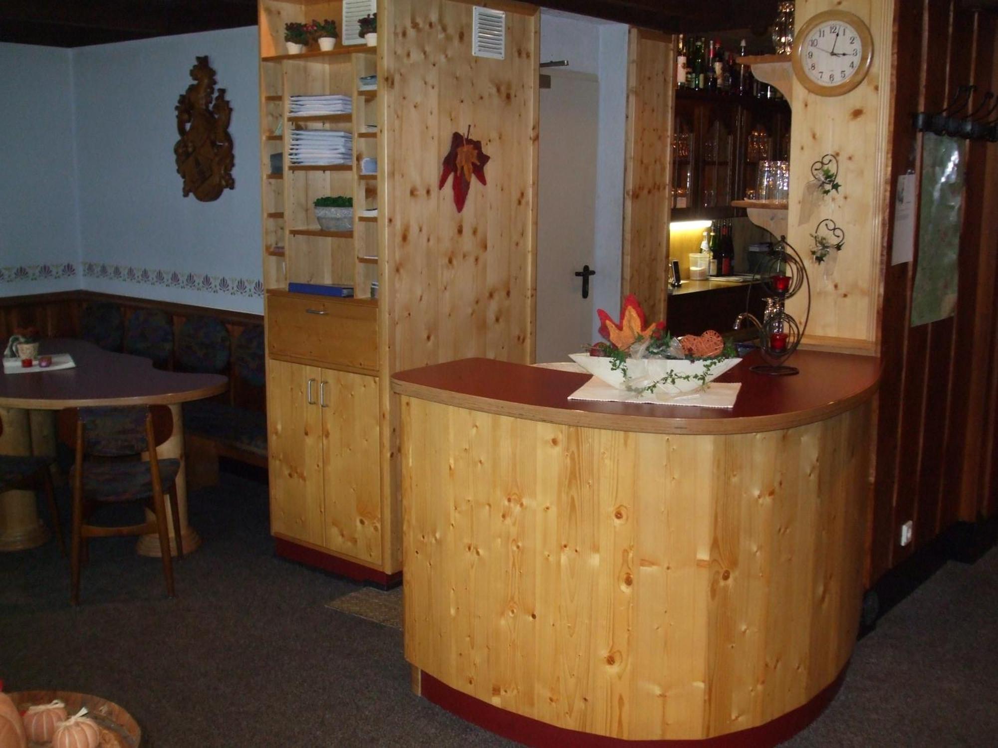 Hotel-Restaurant Zum Dorfkrug Winterberg Exteriör bild